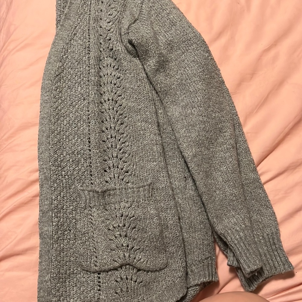 Child’s cardigan